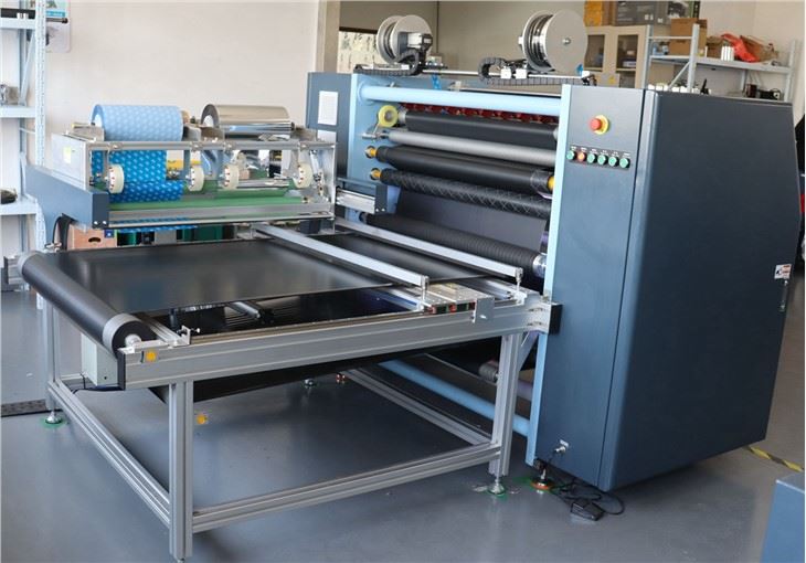 Thermal Transfer Foil Slitting Machine